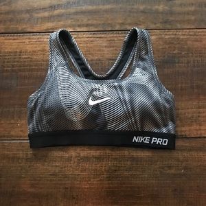 Nike Pro Sports Bra